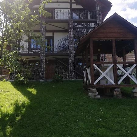 Садиба Анномарі - Відпочинок В Карпатах Котедж Яремче Exterior photo